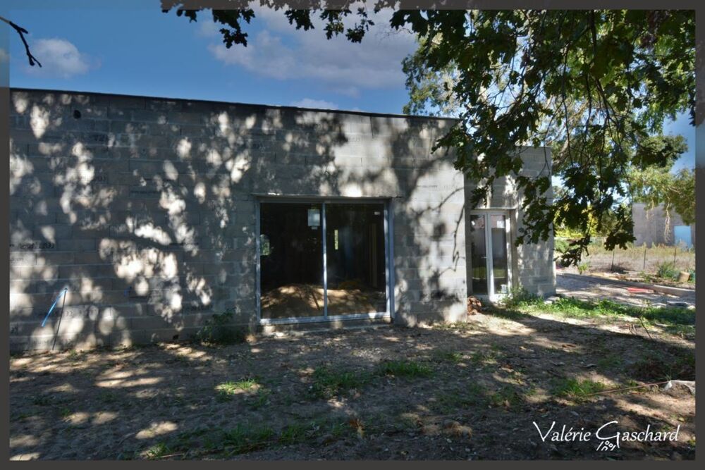 Vente Maison Maison neuve  2 chambres à  SAINT SEURIN SUR L'ISLE (33) Saint seurin sur l isle