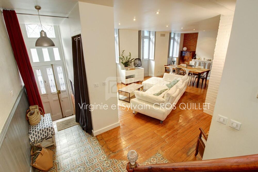 Maison de ville avec cour et souplex 164 m2