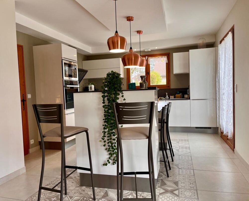 � vendre  Maison Chevry (01170)