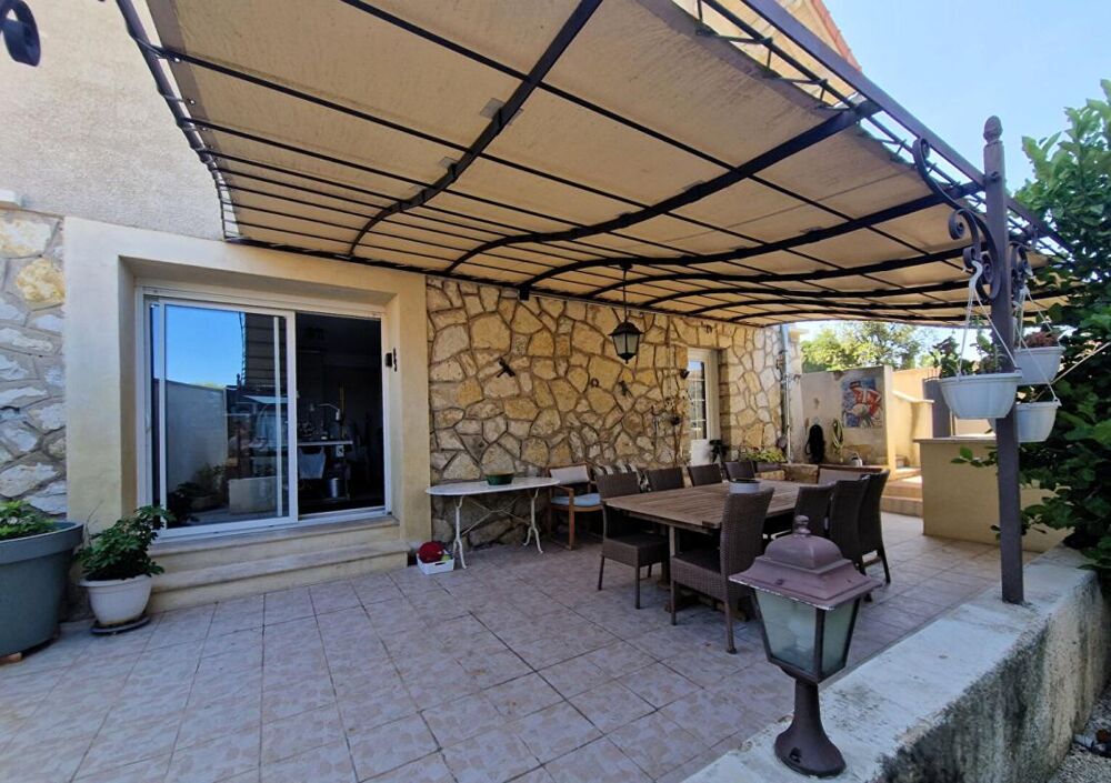Maison Chateaurenard 10 pièce(s) 202 m2