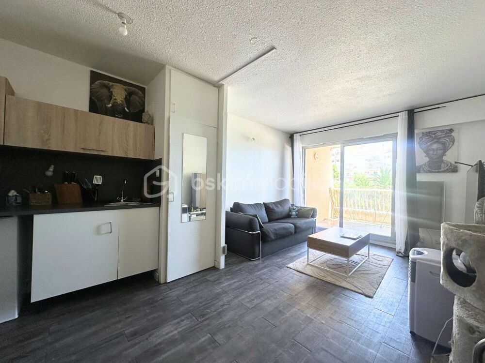 Vente Appartement Studio rénové Port de Hyères Hyeres