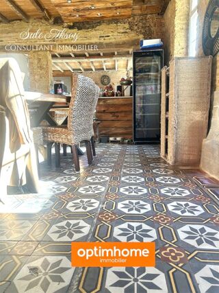  Propri�t�/ch�teau � vendre 14 pi�ces 378 m�