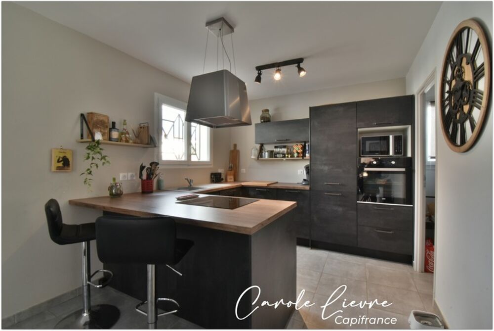 Maison T3 de plain-pied  70 m²  Terrain denviron 400 m²  Construite en 2020