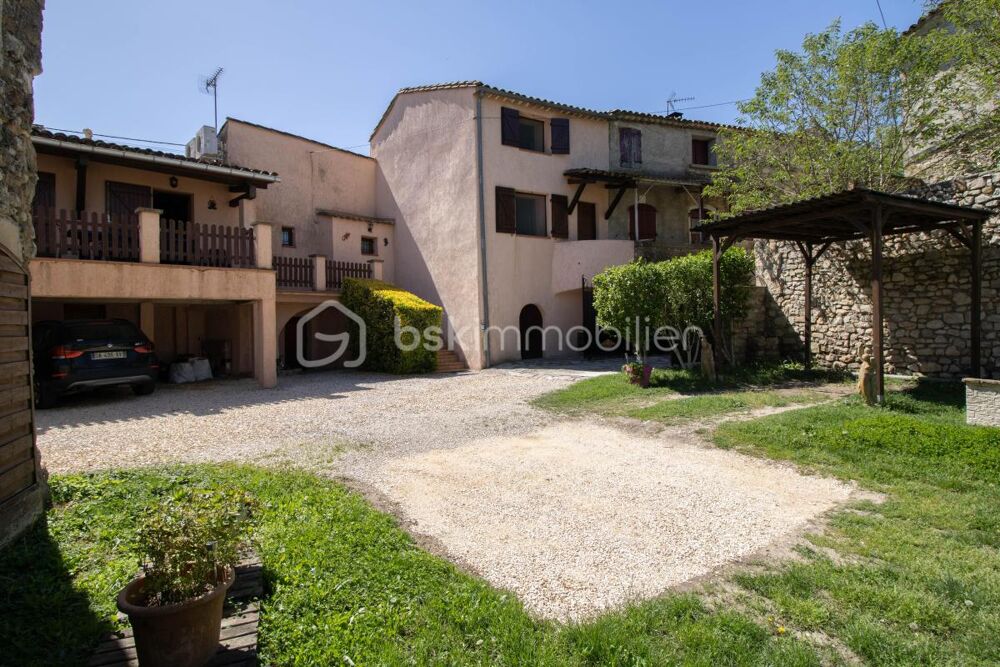 Maison de village, 110m², 3 chambres et grand jardin