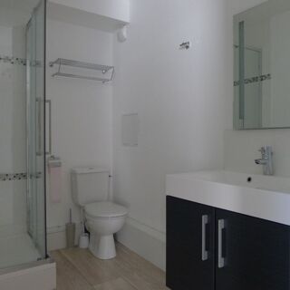  Appartement à louer 1 pièce 32 m²
