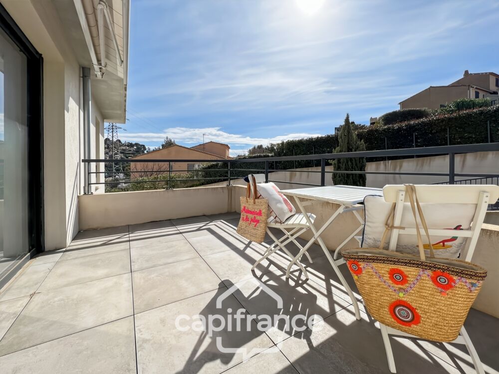 Vente Appartement Appartement à vendre 1 pièces BORMES LES MIMOSAS (83), résidence standing, Terrasse sud + PARKING COUVERT + CAVE Bormes les mimosas
