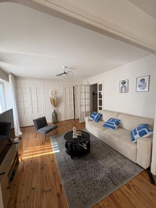  Appartement à louer 3 pièces 75 m²