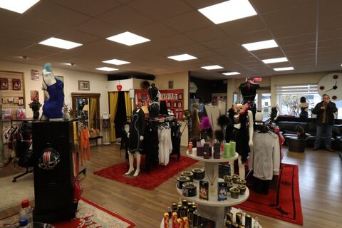   Fonds de commerce  belle Boutique érotique à vendre Proche de LA ROCHELLE (17) 