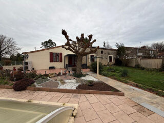  Remise / Grange � vendre 9 pi�ces 300 m�