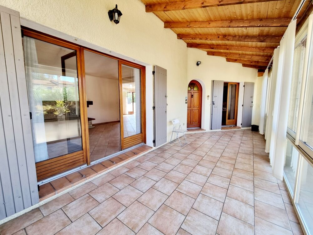 Vente Maison Maison de 127 m2 avec Piscine et sous-sol complet Luynes