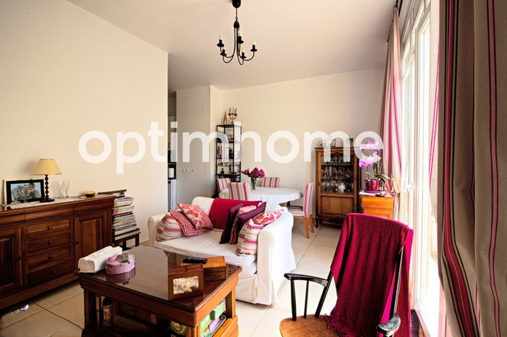 Appartement 2 pièces avec un petit jardin - CHAMPAGNE SUR SEINE (77)