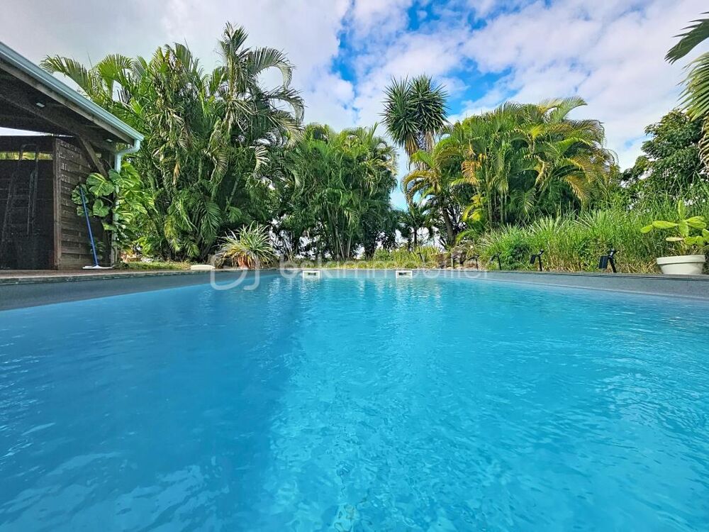 Villa 3 chambres + bungalow piscine
