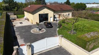 Vente Maison Maison 135 m2 habitable sur 2000 m2 de terrain clos avec grand garage Vonnas