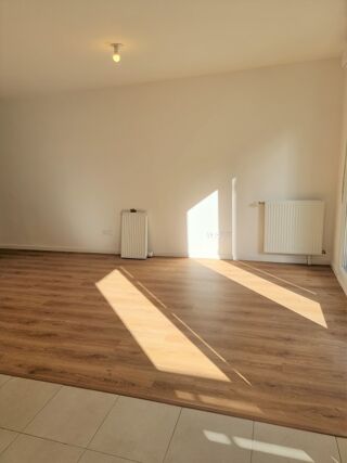  Appartement à louer 2 pièces 43 m²