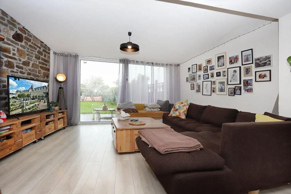 Vente Maison Maison 5 pièces 120m² avec grand terrain à Val-d'Izé Val d ize