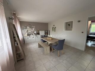  Propri�t�/ch�teau � vendre 9 pi�ces 183 m�