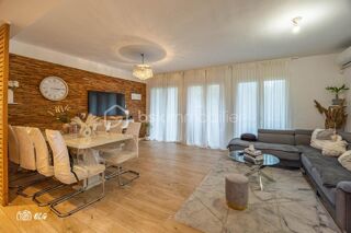  Appartement  vendre 3 pices 75 m