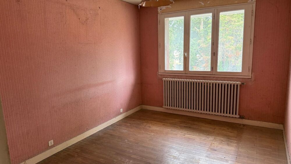 Vente Maison MAISON AVEC POTENTIEL A RENOVER 140 M² - TERRAIN 300 M² Saint ave