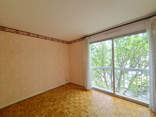  Appartement à louer 4 pièces 87 m²