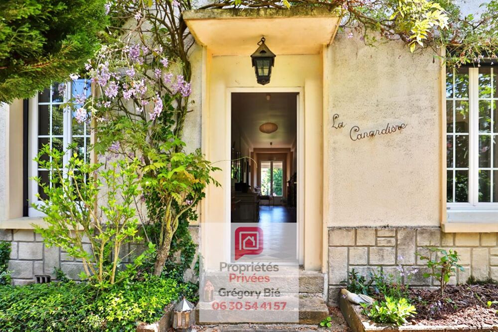 Maison de maître 7 pièce(s) 241 m2