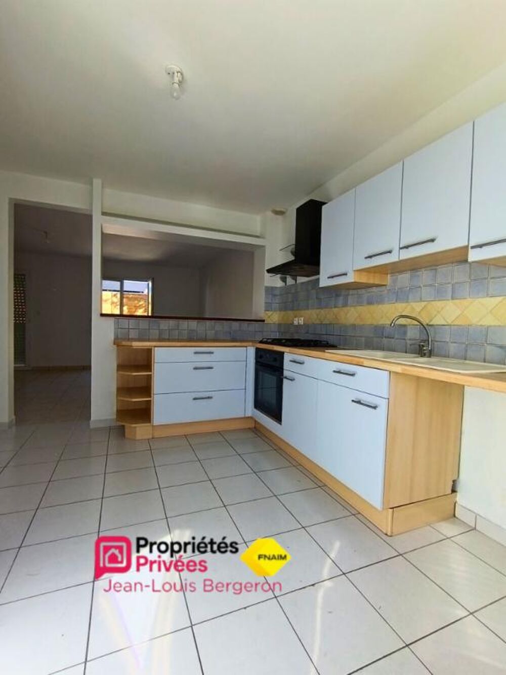 Vente Maison Maison Tours 4 chambres 105 m2, avec jardin Tours