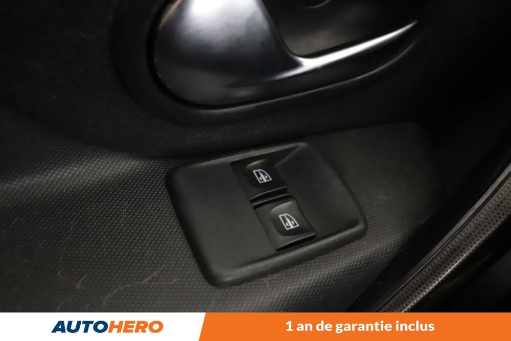 Sandero 0.9 TCe Explorer 90 ch 2017 occasion 92130 Issy-les-Moulineaux
