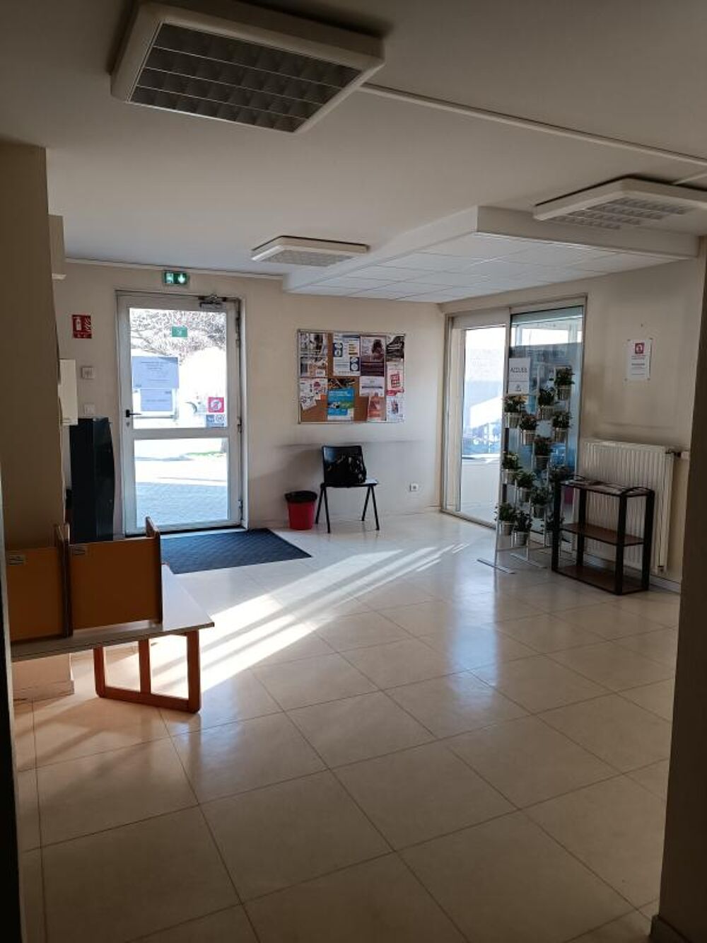   TREVOUX – Bureaux à louer du 10m² au 20m² - NOUS CONSULTER Trevoux