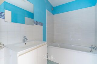  Appartement à vendre 4 pièces 83 m²