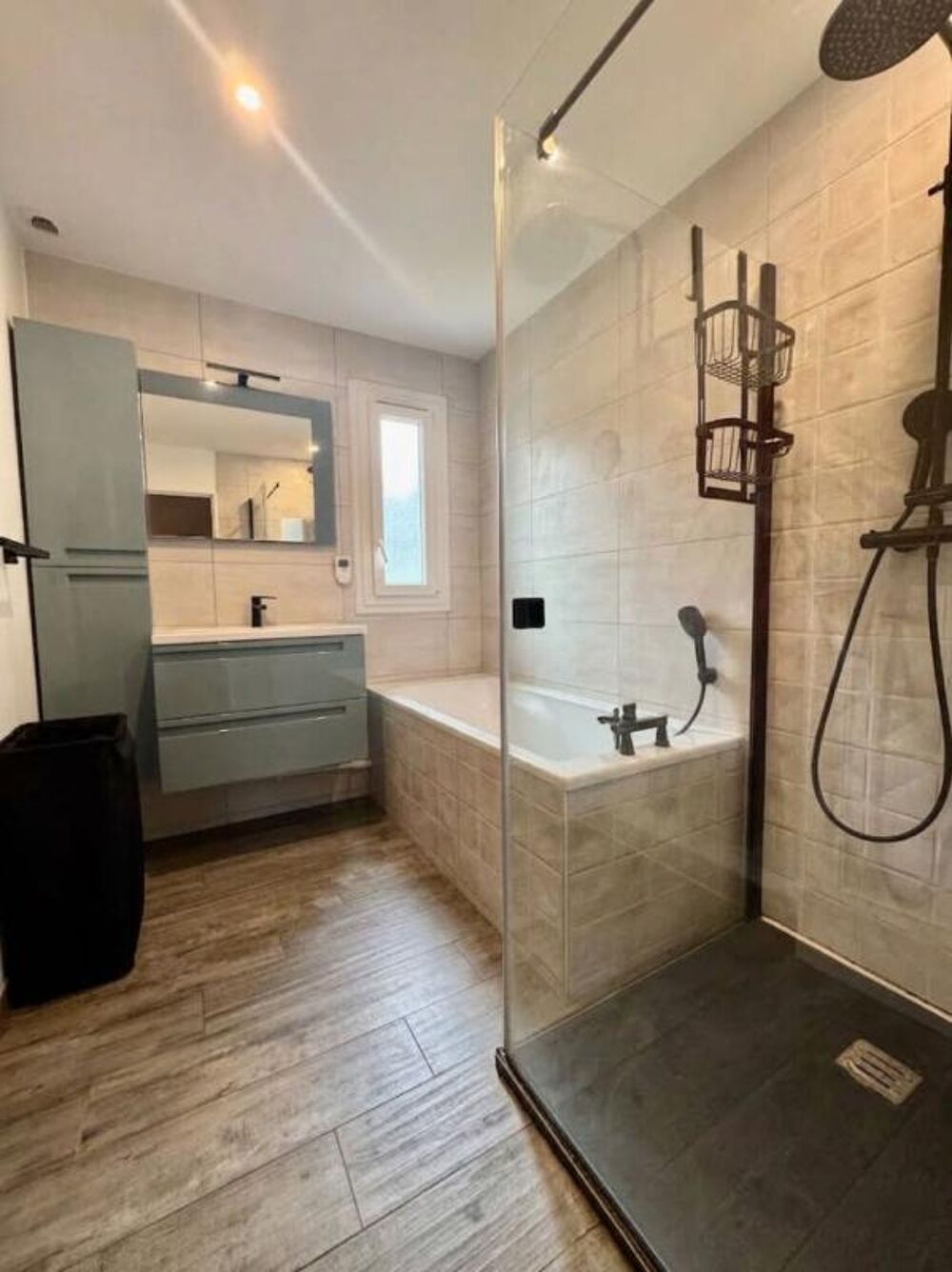 Vente Maison Maison de 137m2 avec 4 chambres , jardin et garage SAINS EN AMIENOIS (80) Sains en amienois
