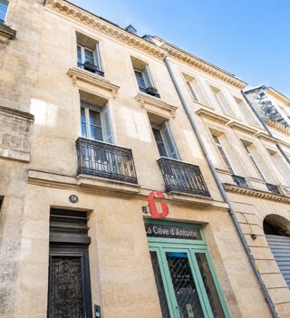  Appartement à louer 4 pièces 87 m²