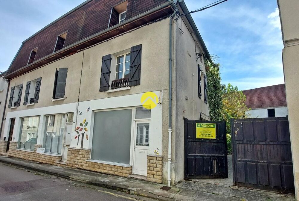 Maison 10 pièces 300 m² · à Ravieres · 300 m² · 149 000 €