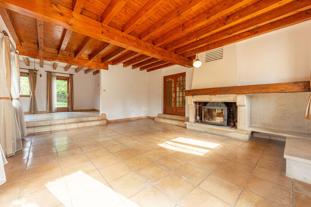 Vente Maison Maison à vendre 6 pièces CESSY (01) Cessy