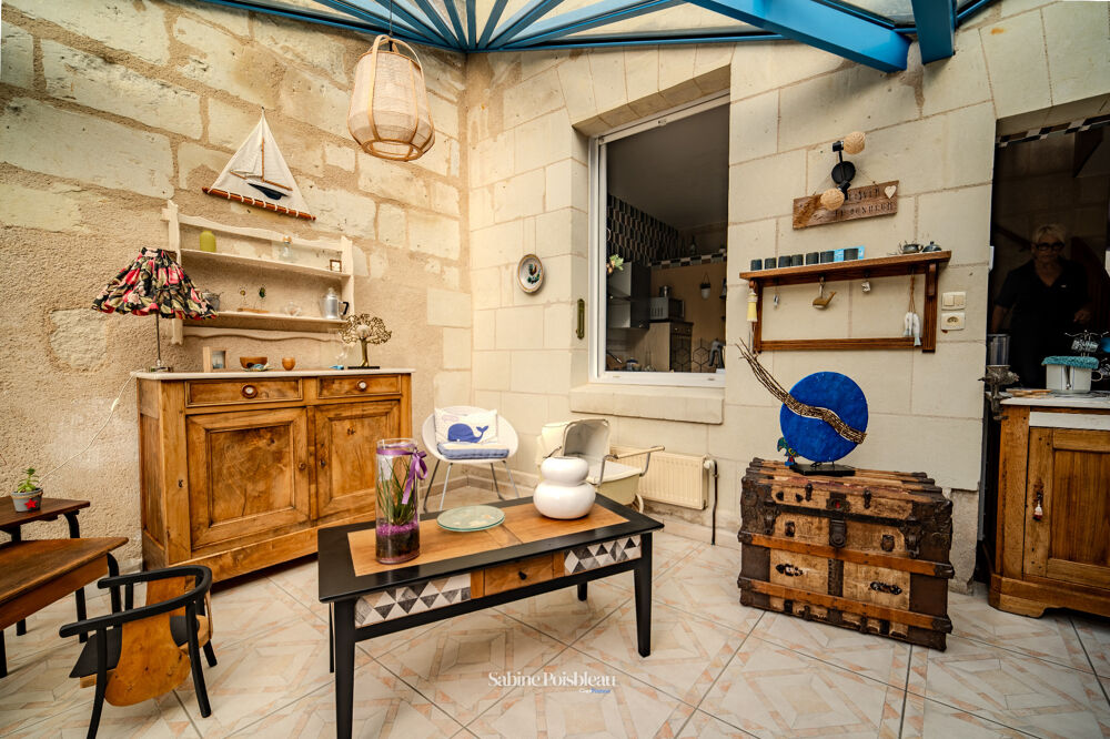 Vente Maison Maison de ville de caractère à vendre 5 pièces SAUMUR (49) - Pierre de tuffeaux- 160m²- 3 chambres - Centre ville au calme Saumur
