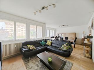  Appartement � vendre 5 pi�ces 82 m�