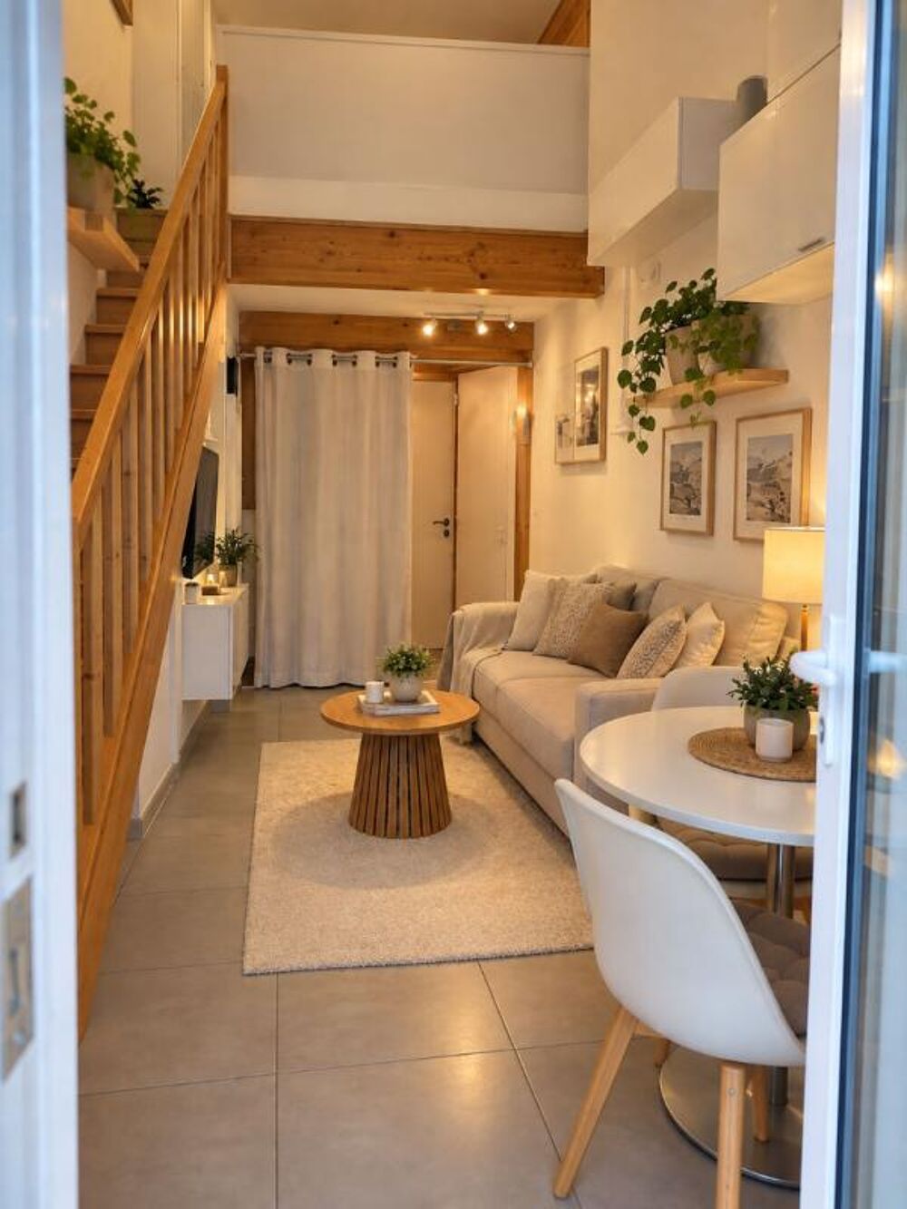Vente Appartement Roquebrune-Cap-Martin centre Carnolès - Studio avec mezzanine, 27 m² utiles, vendu loué à quelques pas des plages Roquebrune cap martin