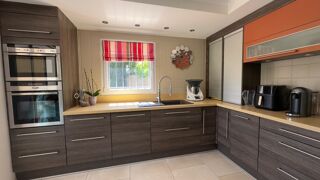  Villa � vendre 7 pi�ces 270 m�