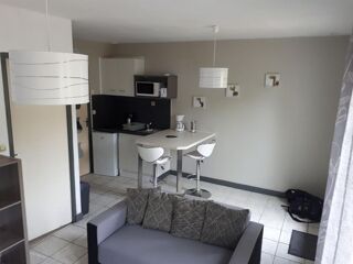  Immeuble à vendre 14 pièces 253 m²