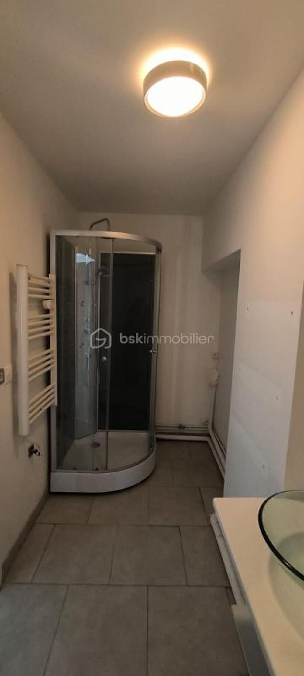 *APPARTEMENT T2 DE 44,33M2