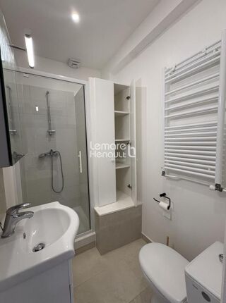  Appartement à louer 2 pièces 45 m²