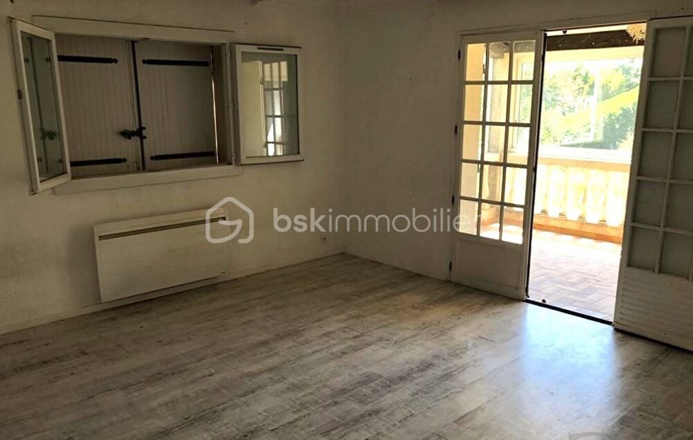 � vendre  Propri�t�/ch�teau Bormes-les-Mimosas (83230)