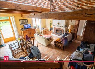  Maison � vendre 9 pi�ces 221 m�