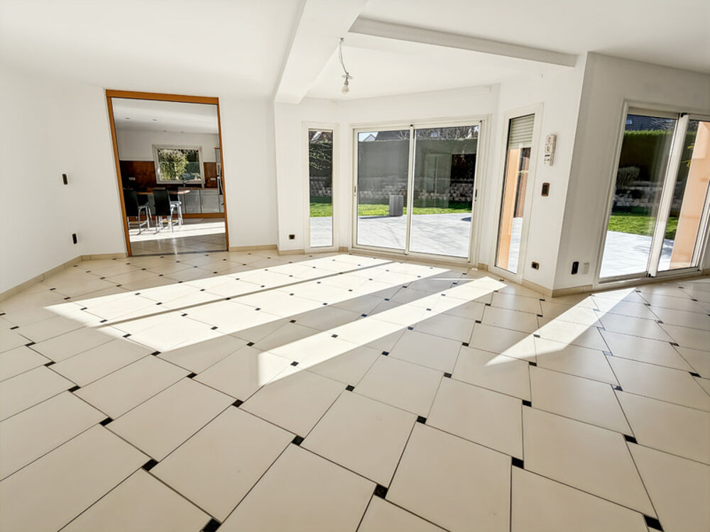 Le Mesnil Esnard Maison 6 pièces - 228 m2 - Terrain 1331 m2