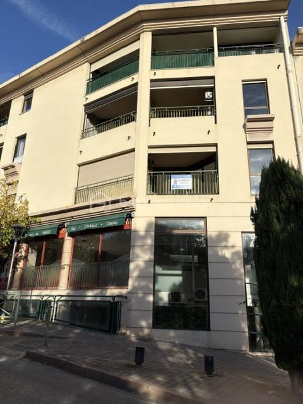 Appartement T3 avec garage, résidence sécurisé centre ville