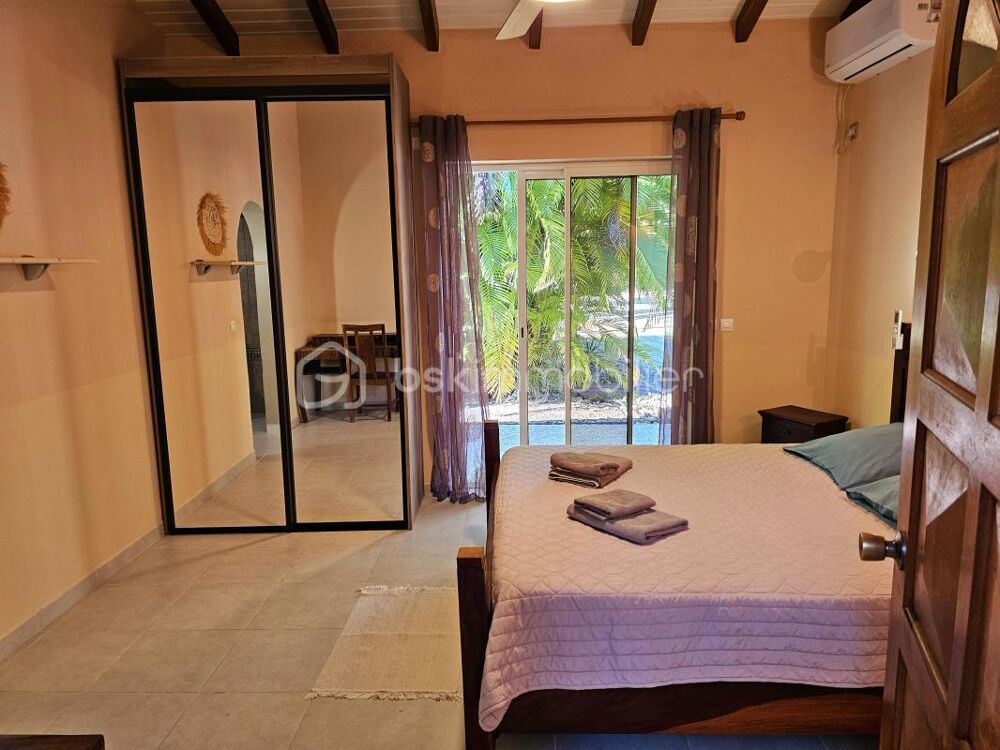 à vendre  Propriété/château Saint-François (97118)