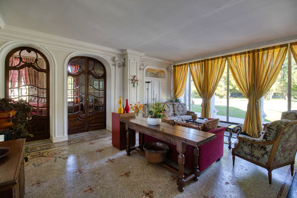 � vendre  Propri�t�/ch�teau Ydes (15210)