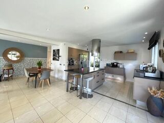  Maison � vendre 5 pi�ces 140 m�