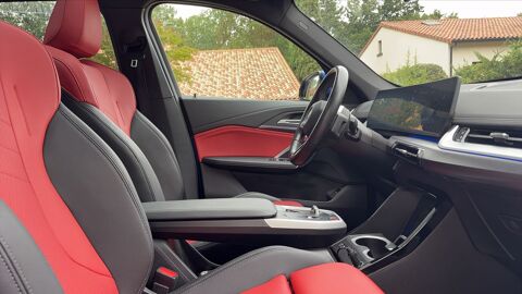 iX1 xDrive30 65 kWh 313 M Sport - Garantie constructeur Entretie 2022 occasion 31000 Toulouse