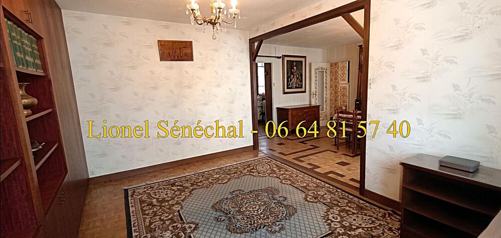 Vente Maison Maison de bourg  de plain - pied 6 pièces de 102 m2  avec un grand garage sur une parcelle de 400 m2 Souligne sous ballon