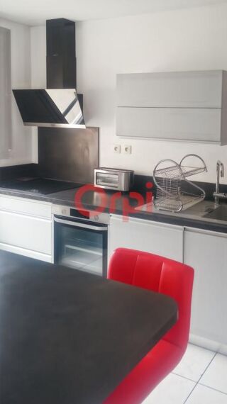  Appartement à louer 3 pièces 64 m²