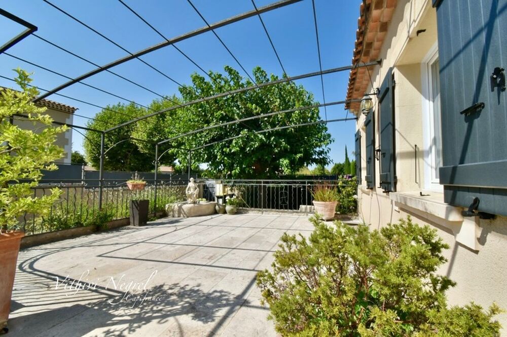 Maison à vendre 5 pièces, MOURIES (13)